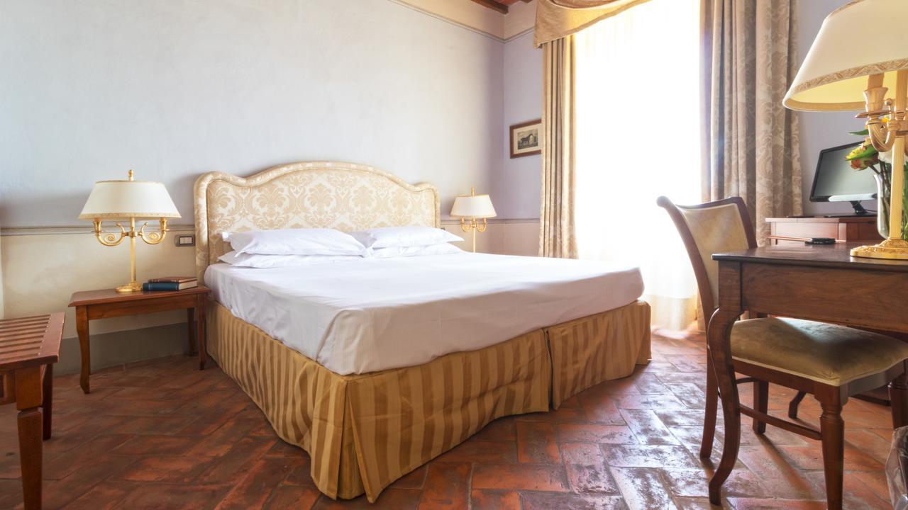 Badia Di Campoleone Villa Arezzo Phòng bức ảnh