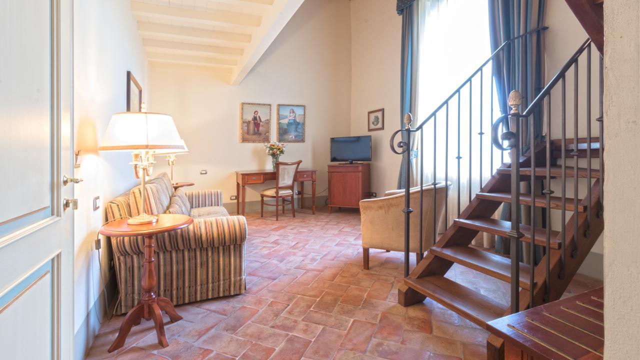 Badia Di Campoleone Villa Arezzo Phòng bức ảnh